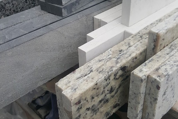 Various granite worktop offcuts