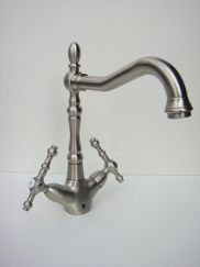 DELANO WESTMINSTER Brushed Nickel Tap